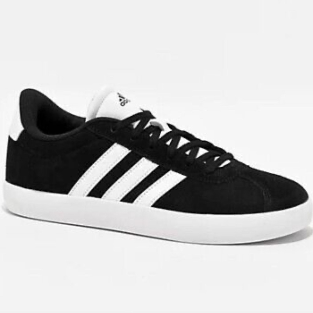 Kids black suede gazelle shoes adidas size 4 fits like a women’s 6